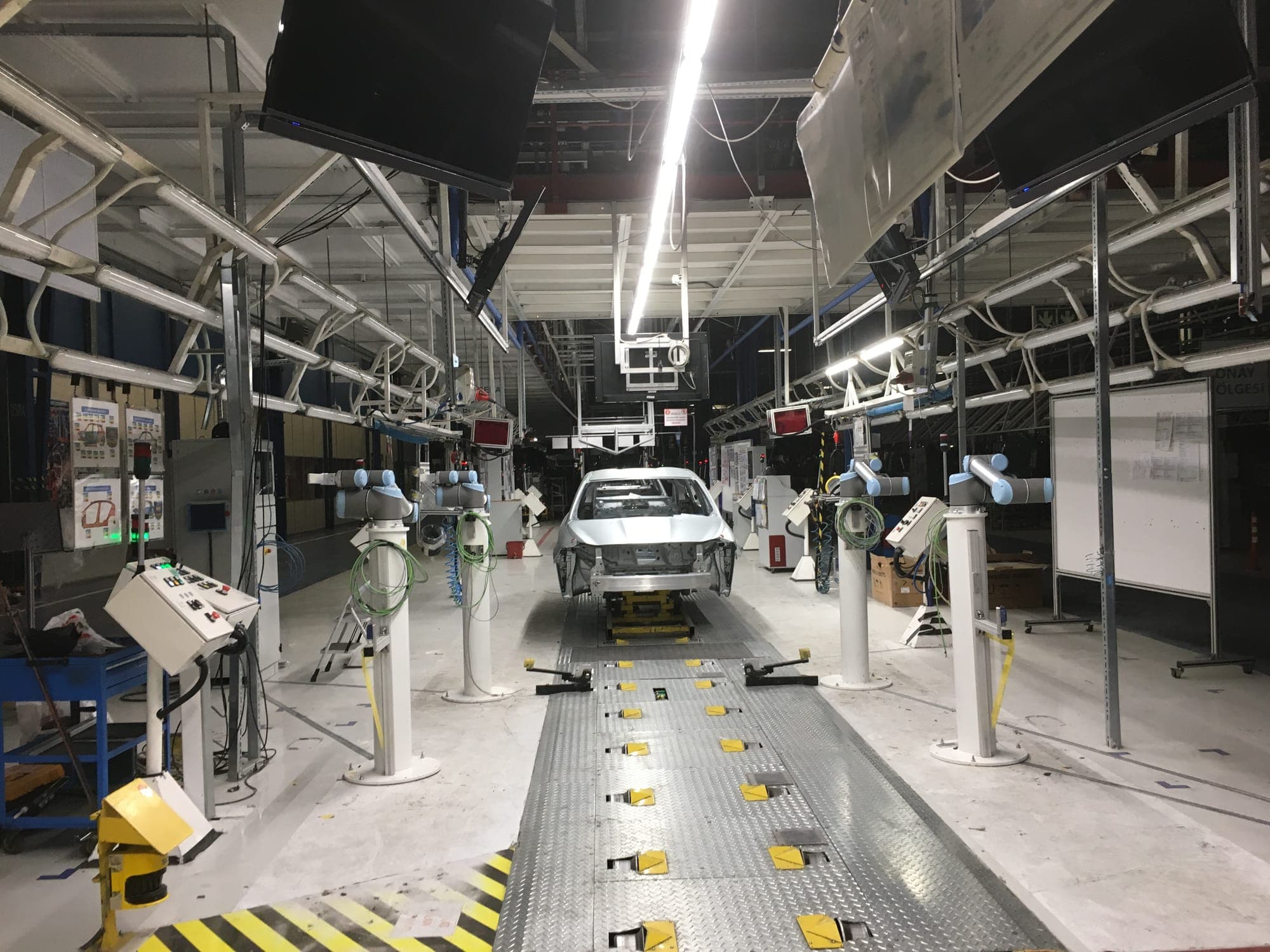 Robotergestützte Verpackung und Qualitätskontrolle - 3
